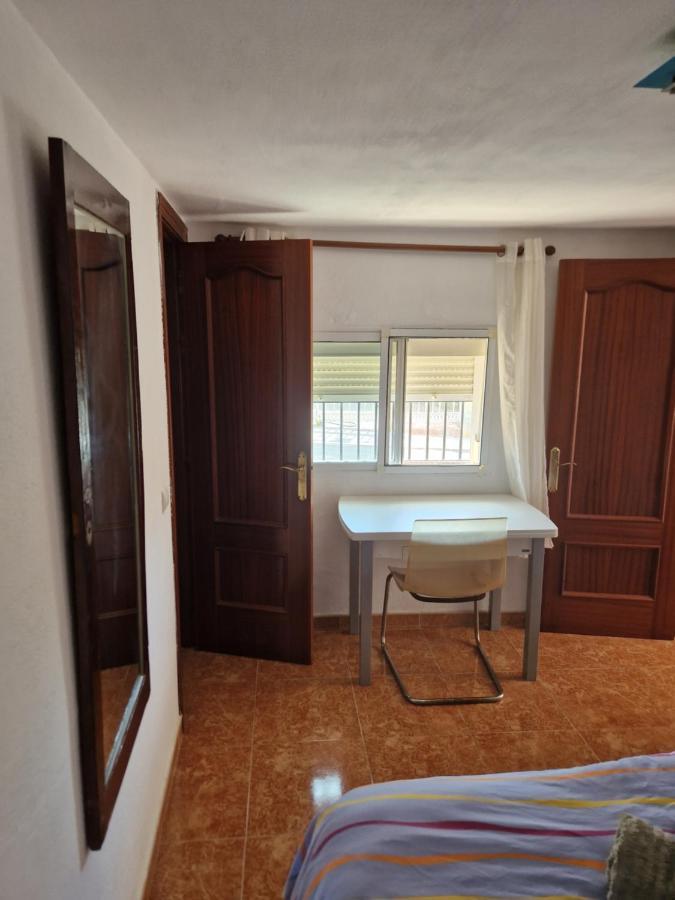 Apartamento Malaga Aeropuerto Картама Екстер'єр фото